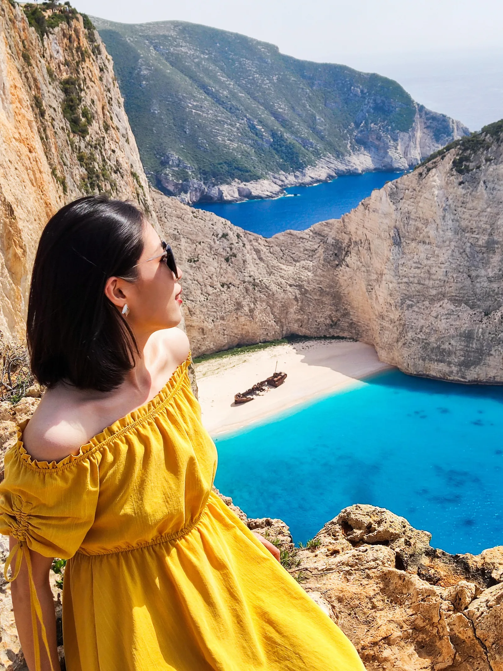 Zakynthos: Shipwreck Beach & Blue Caves Land and Sea Tour